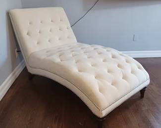 Tufted Armless Chaise Lounge Chair