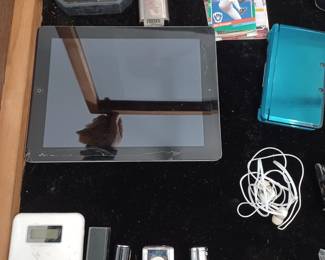 Powerbanks - Lighters  - Ipad