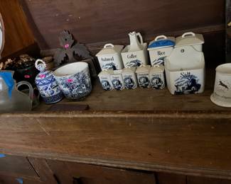 Delft canister set
