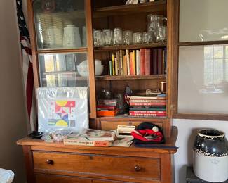 Antique hutch
Quilts
Trunks