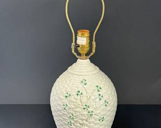 Belleek Kylemore Basket Weave Lamp Ireland