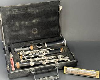 Vito by LeBlanc Clarinet & Harmonica