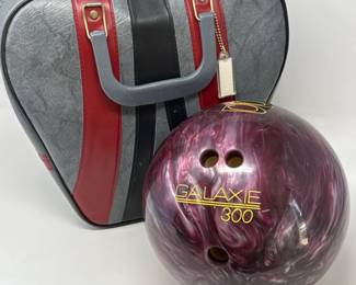 Vintage Bowling Ball w/ Case
