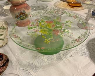 Lovely cake stand. Fun piece.