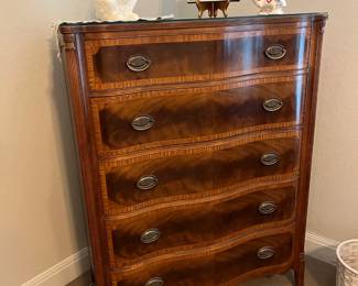 Part of the 3 piece set.