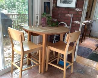 High kitchen table with chairs 