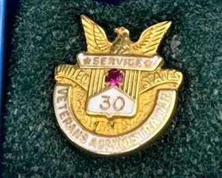 10KT Gold Veteran’s Service Administration Pin
