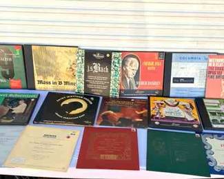 (16) Classical Vinyls Bach Beethoven Brahms Chopin Rubinstein Schweitzer

