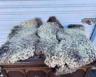 (3) Soft Sheep Wool Pelts
