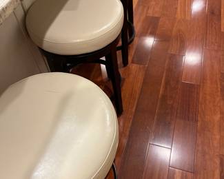 swivel stools
