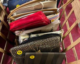 purses