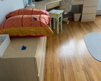 laminate bedroom furniture