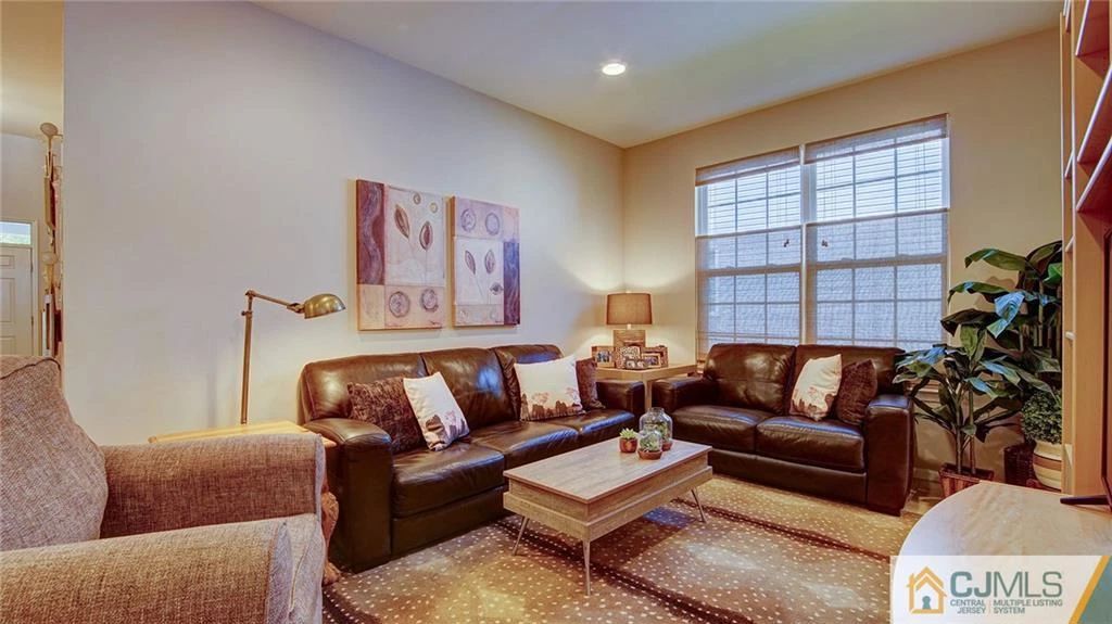 Monroe Estate Sale Hollywood Regency Furniture,... starts on 11/25/2023