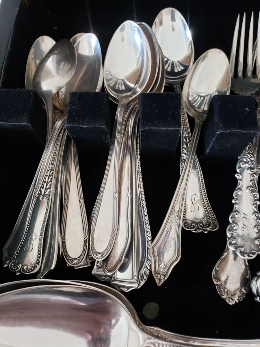 CHATTY KATHY ESTATE SALES HOLIDAY CITY SILVERTON... starts on 11/4/2023