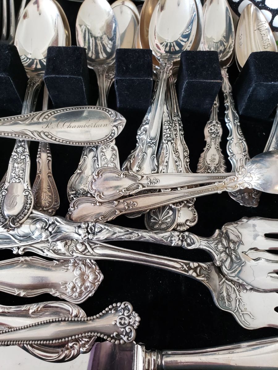 CHATTY KATHY ESTATE SALES HOLIDAY CITY SILVERTON... starts on 11/4/2023