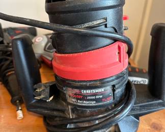 Craftsman router