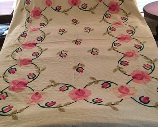 74 x 86 scalloped edges appliquéd 