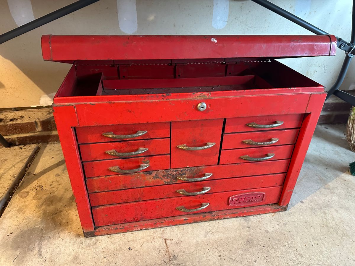 Estate/Downsizing Sale Waxhaw NC by Treasure... starts on 11/3/2023