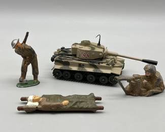 Barclay Manoil Cast Metal Toy Soldiers