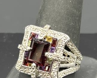 925 Silver & Garnet Ring, Size 10,
Tested