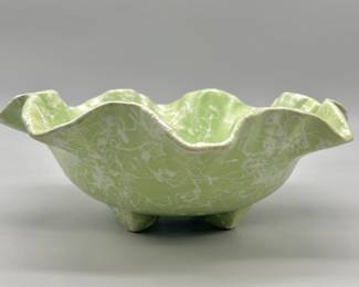 Shawnee Pottery Cameo Ware Scalloped Edge Bowl