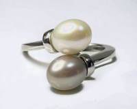 Sterling Pearl Ring 