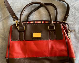 Tignanello leather purse