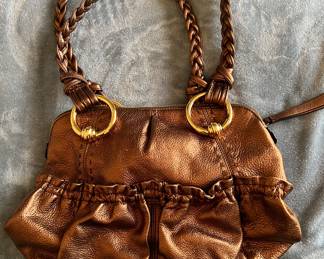 B Makowsky leather purse