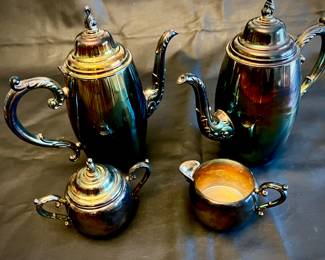 Wm. A. Rogers silverplated tea service