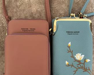 Forever Savour crossbody wallets