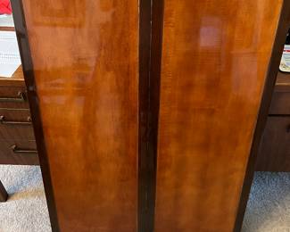 Double leaf for dining table