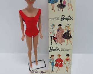 Barbie Brunette Bubble Cut with box