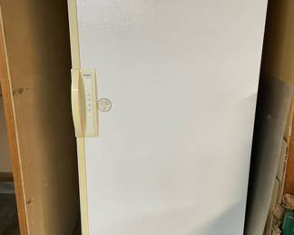 Kenmore Frostless Freezer
