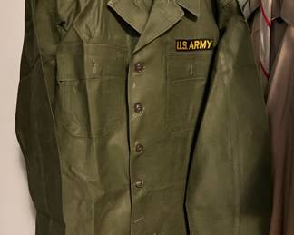 U.S. Army Jacket - Size Medium 