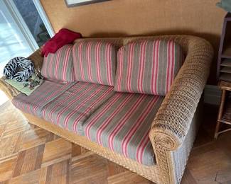 WICKER COUCH 