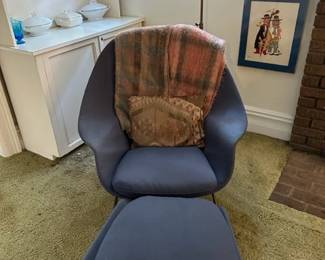 MID CENTURY MODERN CHAIR