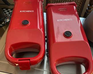 Two HQ Donut and Donut Hole Makers