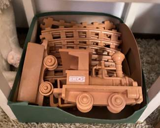 Lionel 1970s Happy Huff N Puff Wooden Train Set