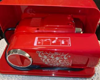 Lorena Garcia Foldable Electric Mixer