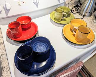 Dish Set. Great starter set.