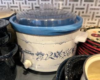 Rival Crock Pot Stoneware Slow Cooker - Blue Floral Pattern