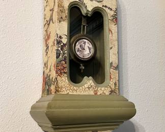 Green/Floral Pendulum Wall Clock