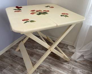 White Foldable Table with Floral Design
