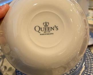 Queens Rooster Blue Dinnerware Set - Made in Malaysia