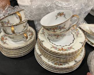 Noritake China "Apollo" Dinnerware Set