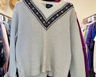 Liz Claiborne Black/White V-Neck Sweater