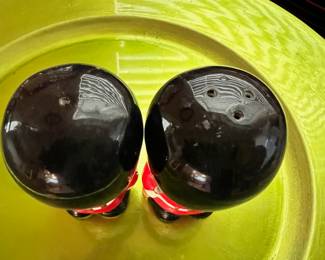 London Guard Ceramic Salt & Pepper Shakers