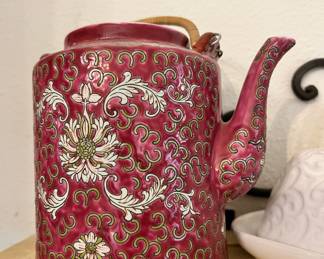 Chinese Pink Famille Rose Porcelain Teapot