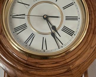 Regulator A Chiming Pendulum Wall Clock