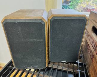 2 Boston Acoustics Bookshelf Speakers - HD5